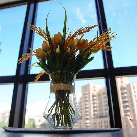 City Center Appartment At Buzand St. 예레반 외부 사진