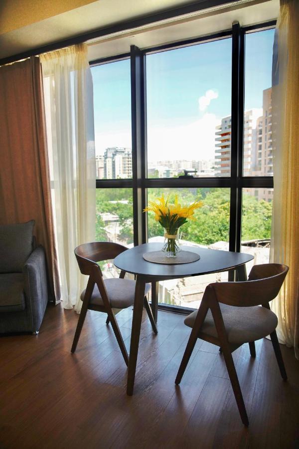 City Center Appartment At Buzand St. 예레반 외부 사진