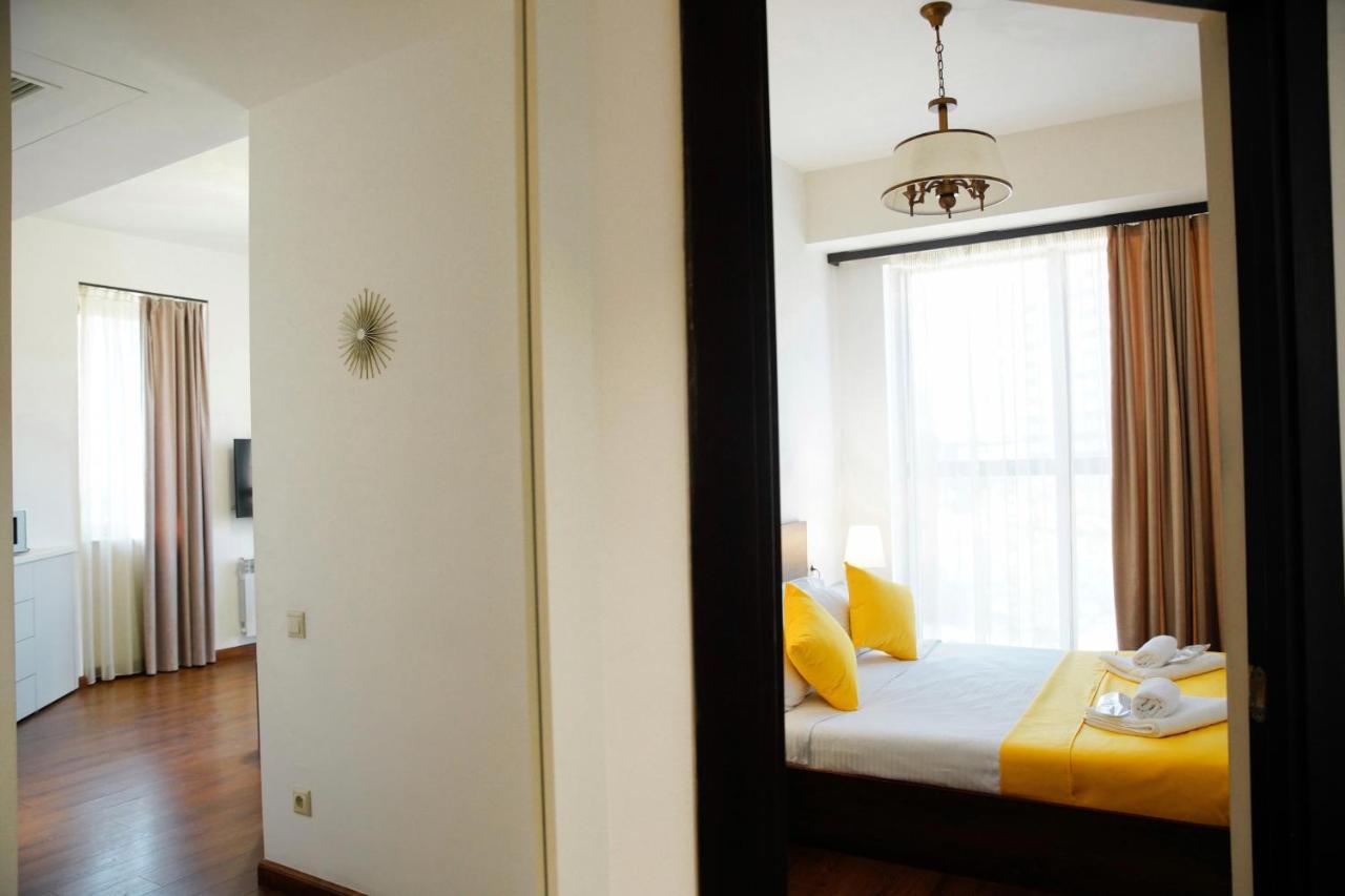 City Center Appartment At Buzand St. 예레반 외부 사진