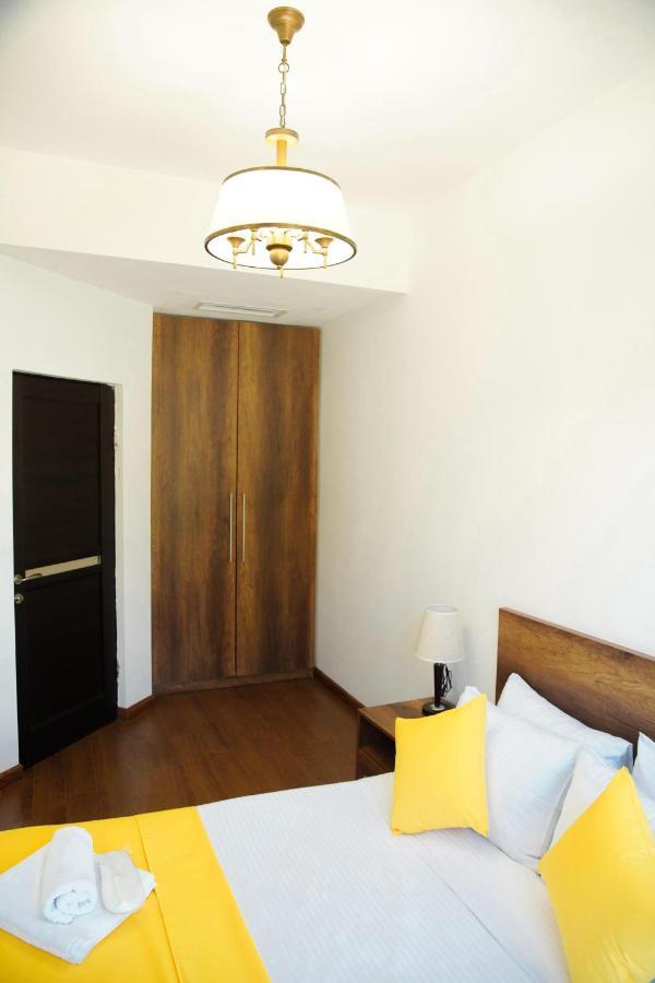 City Center Appartment At Buzand St. 예레반 외부 사진